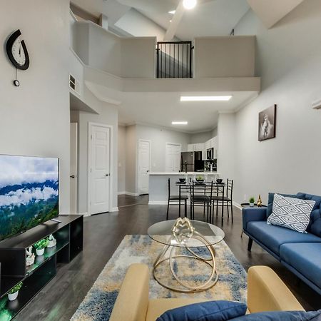 Апартаменты Loft Style 2Br Apt I Dallas City Center I Pool I Gym I Workspace I Pets Экстерьер фото