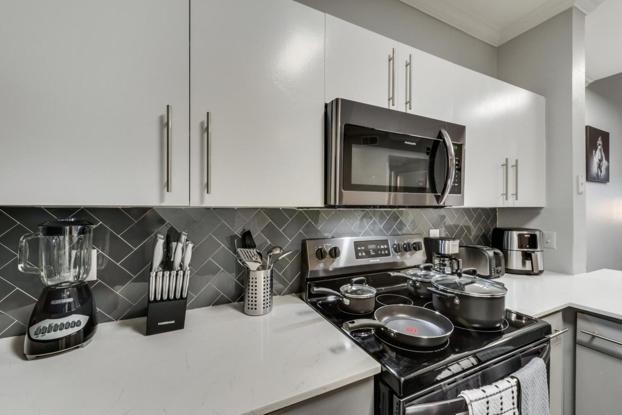 Апартаменты Loft Style 2Br Apt I Dallas City Center I Pool I Gym I Workspace I Pets Экстерьер фото